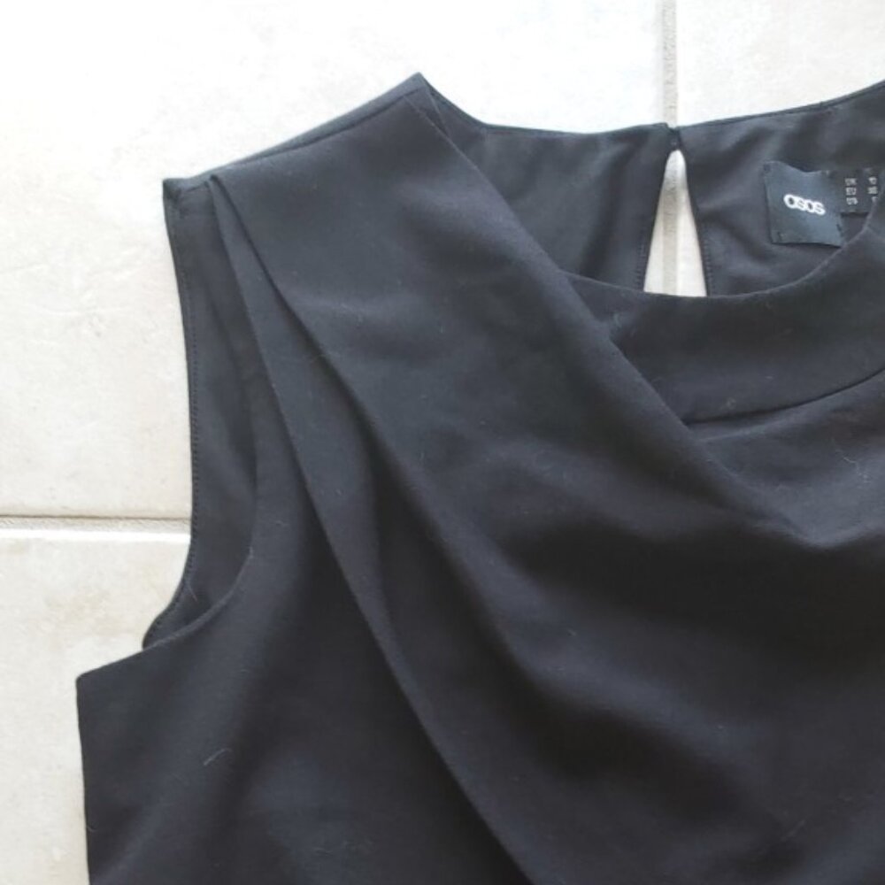 ASOS LABEL BLACK  SHORT  FANCY SLEEVELESS BLOUSE  NEW/NO TAGS  SIZE 6